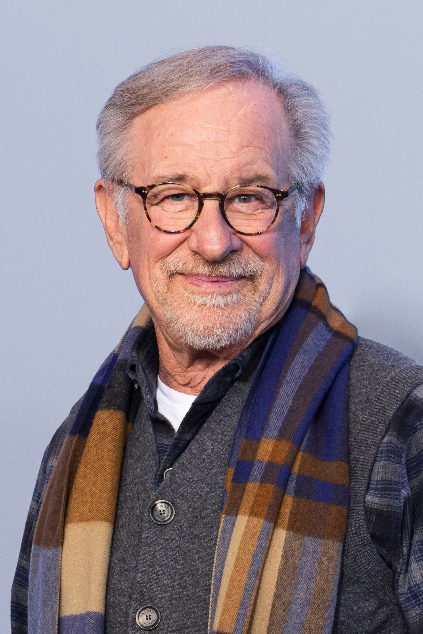 auteur Steven Spielberg de la citation Quand j'étais enfant, il n'y avait pas de collaboration; C'est vous avec une caméra dirigeant vos amis. Mais en tant qu'adulte, le cinéma consiste à apprécier les talents des personnes dont vous vous entourez et à savoir que vous n'auriez jamais pu faire de ces films par vous-même.
