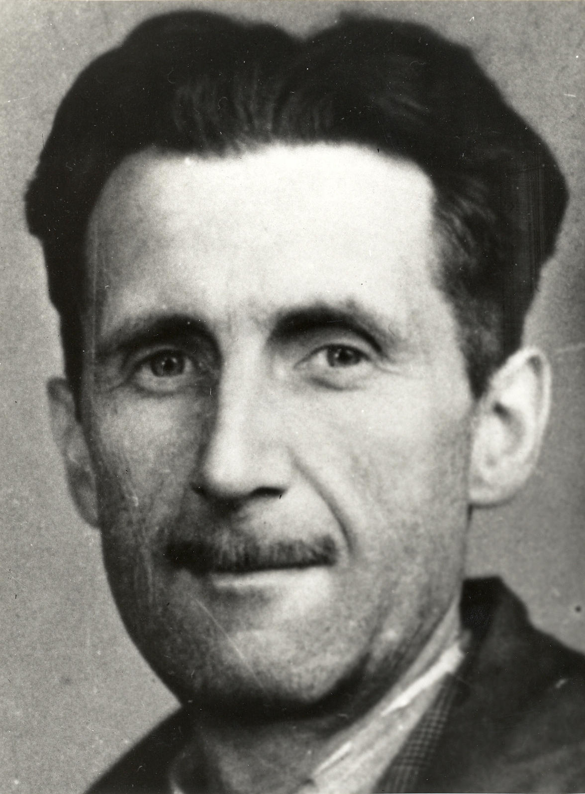 auteur George Orwell de la citation À une époque de tromperie universelle - dire la vérité est un acte révolutionnaire.