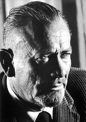 auteur John Steinbeck de la citation Parfois, une sorte de gloire illumine l'esprit d'un homme.