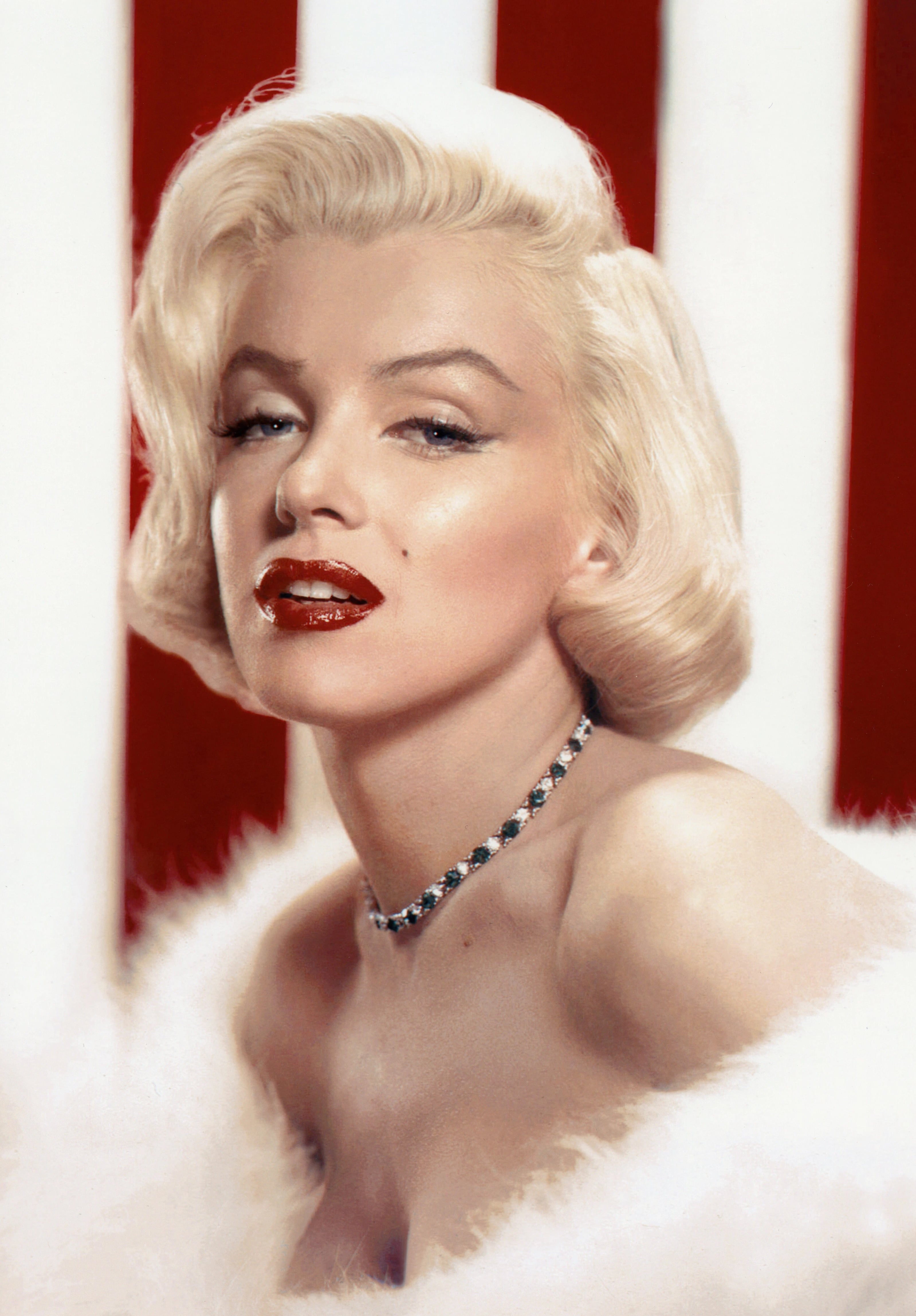 auteur Marilyn Monroe de la citation Il faut une brune intelligente pour jouer une blonde idiote.