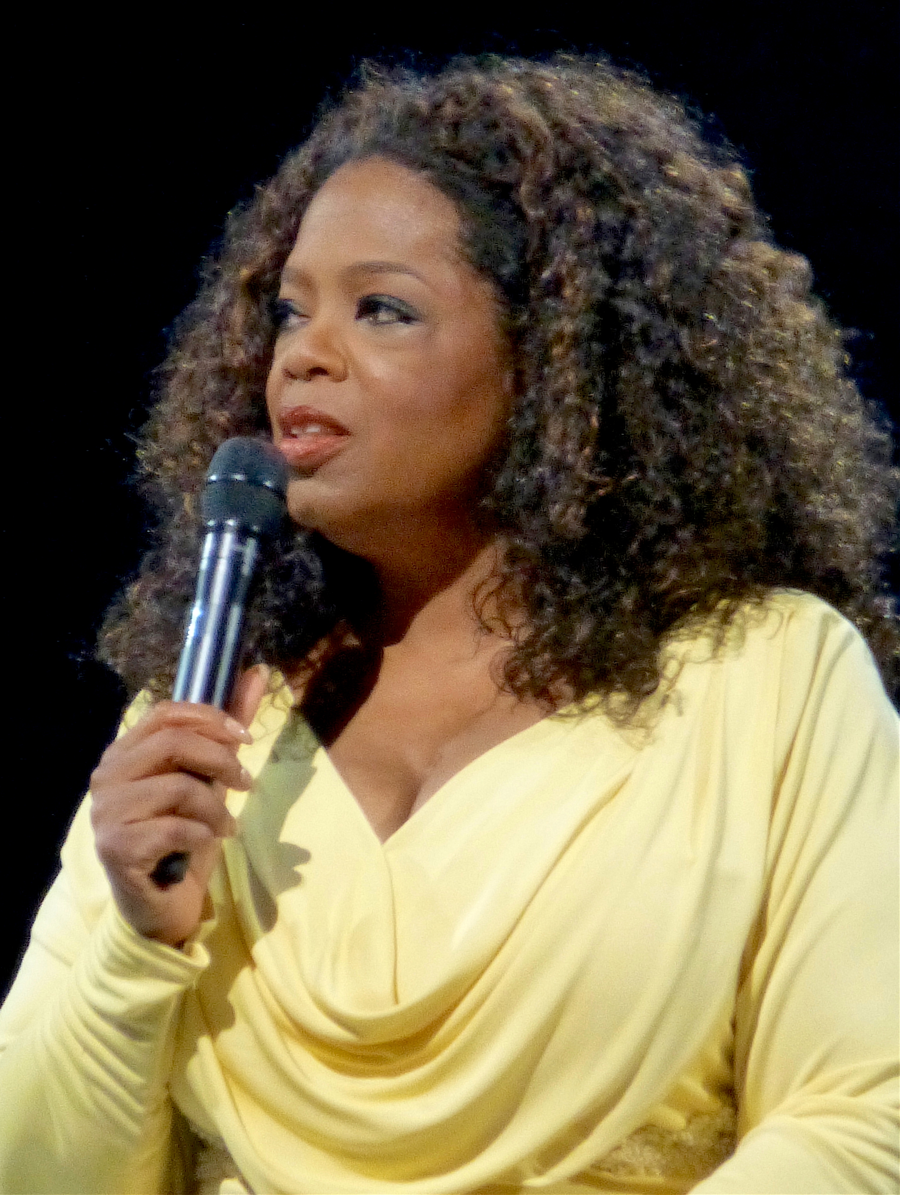 auteur Oprah Winfrey de la citation La plus grande aventure que vous puissiez prendre est de vivre la vie de vos rêves.