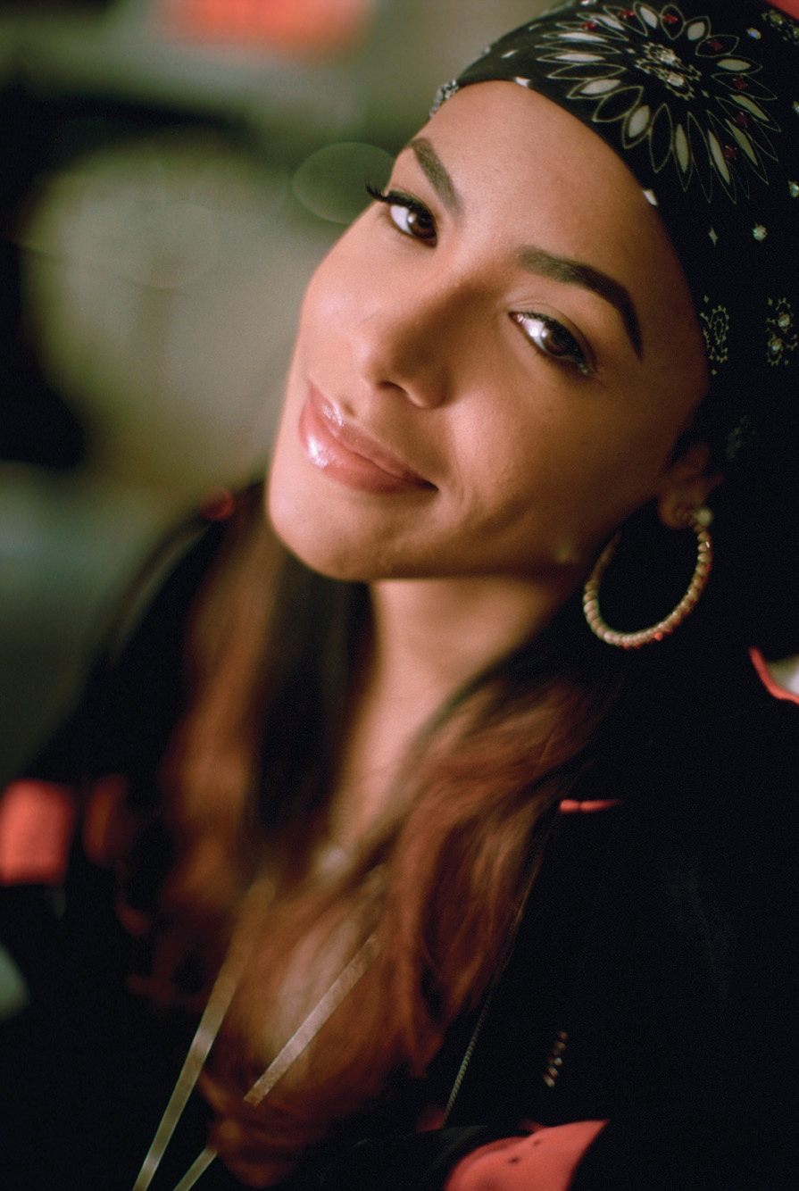 auteur Aaliyah de la citation Tout ce que je peux faire, c'est laisser ça entre les mains de Dieu et espérer que mes fans sentiront d'où je viens.