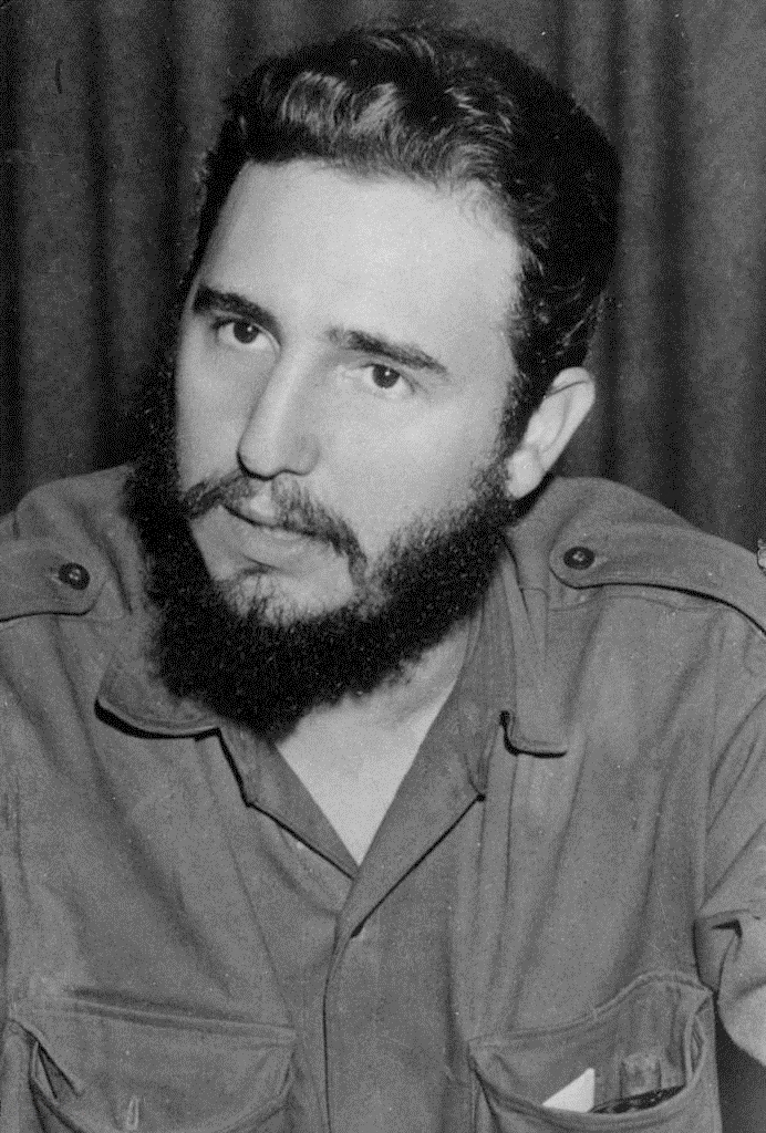auteur Fidel Castro de la citation Je suis marxiste-léniniste et j'en serai un jusqu'au dernier jour de ma vie.